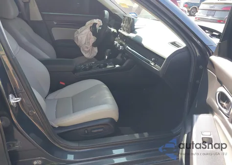 2024 Honda Civic Touring z USA, uszkodzony, nr VIN 2HGFE1F99RH302324